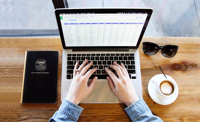 KI-gestützte Datenanalyse: Von Excel zu Insights in Minuten